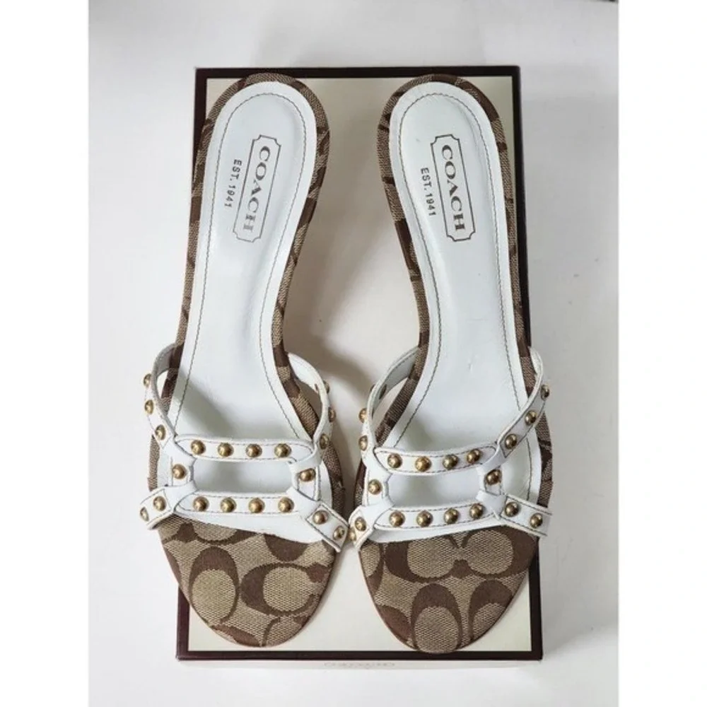 Coach Candice Khaki White Monogram Studded Kitten Heel Sandals P553 Size 9